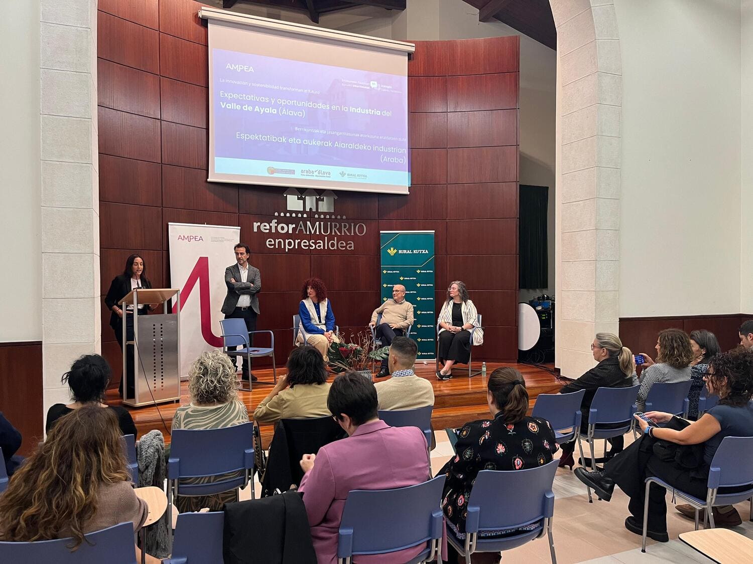 Dialogos Talento Femenino copia